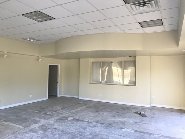 1956 Florence Blvd, Florence, AL 35630